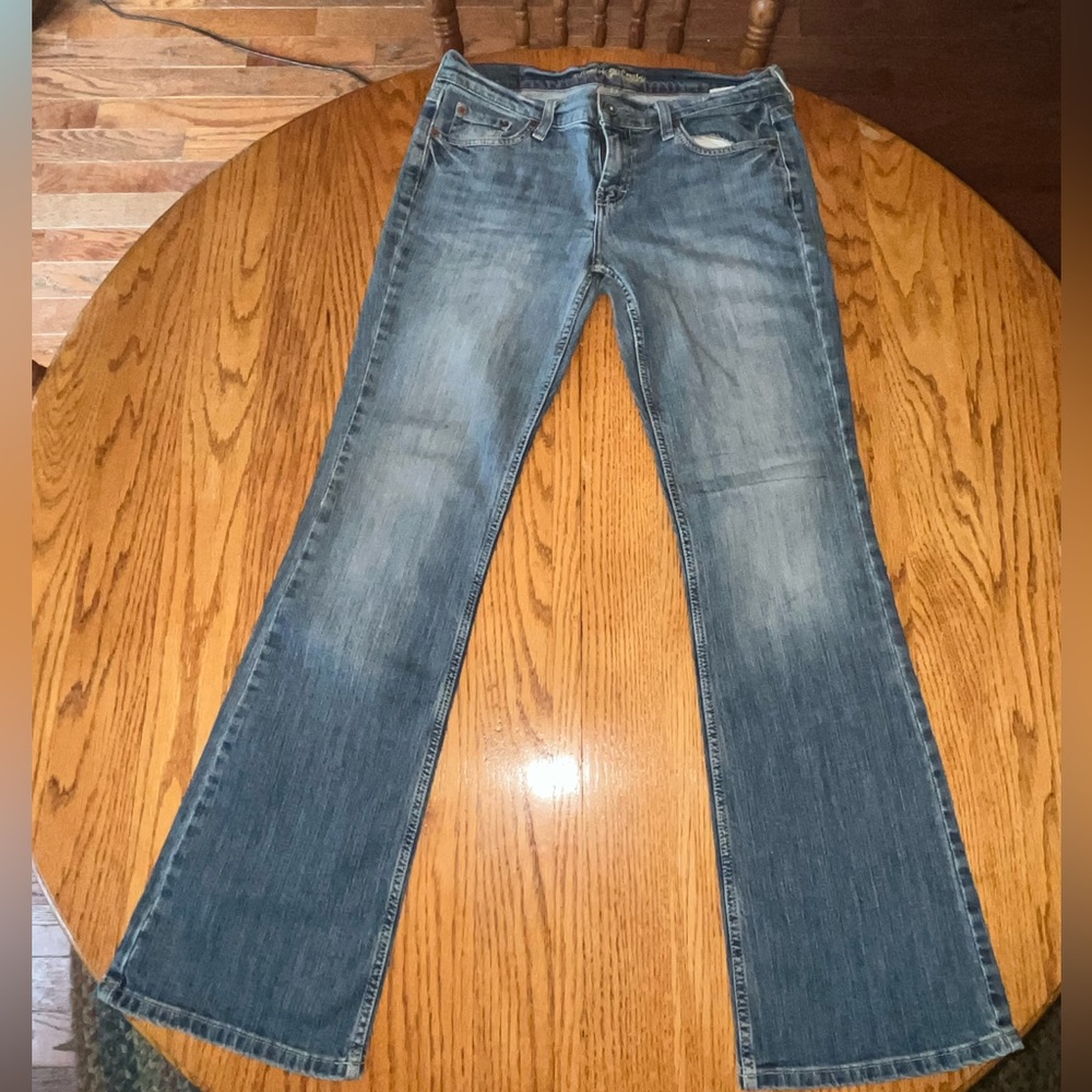 Vintage American Eagle flare jeans. 10 regular. Gently worn.